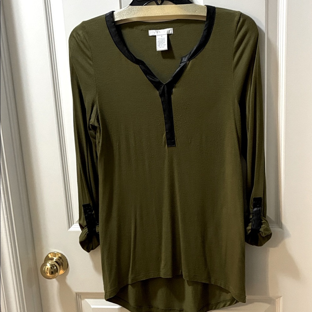 Vince Camuto Olive Blouse with Black Accents
